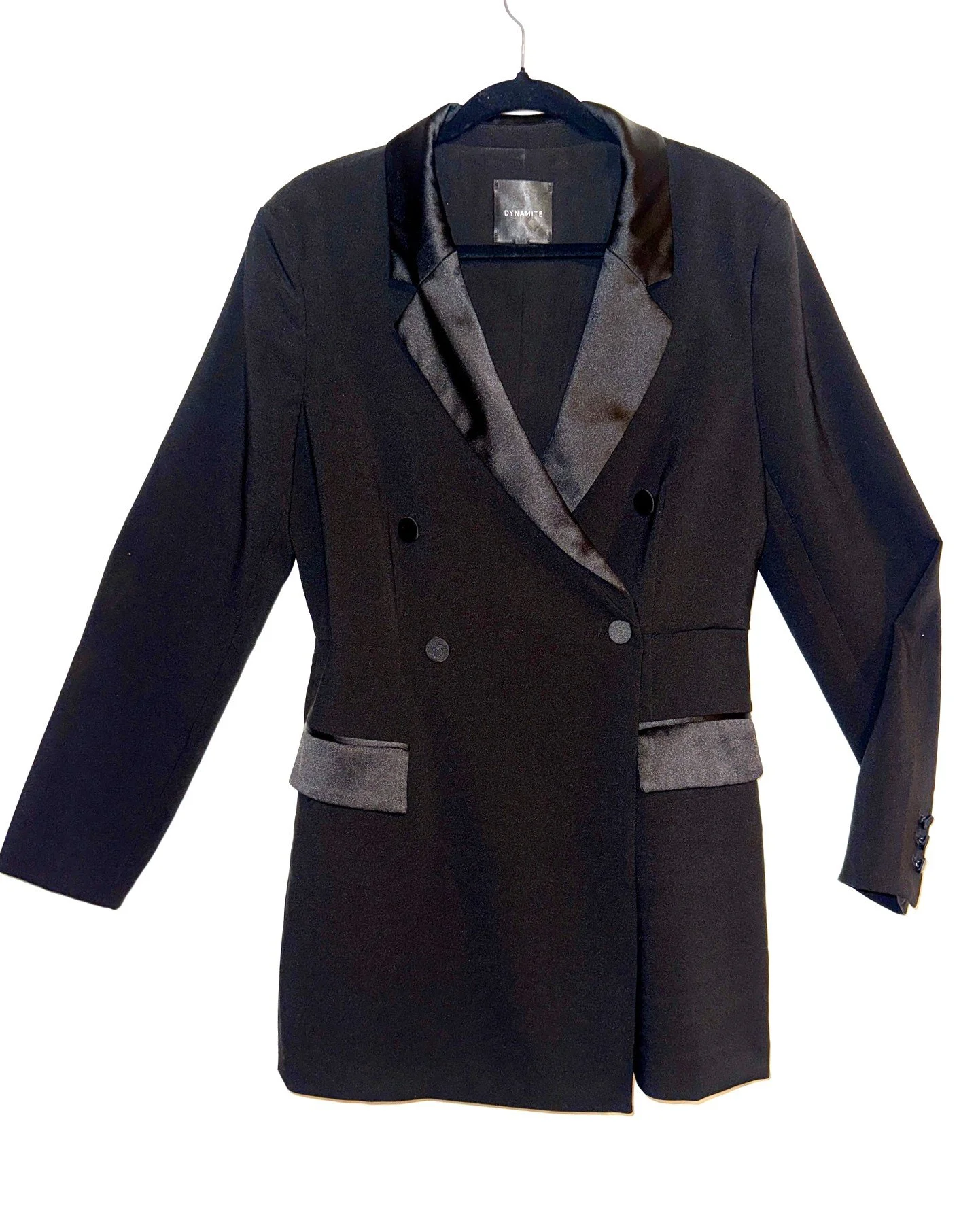 Blackjacketdresswithskort.jpg