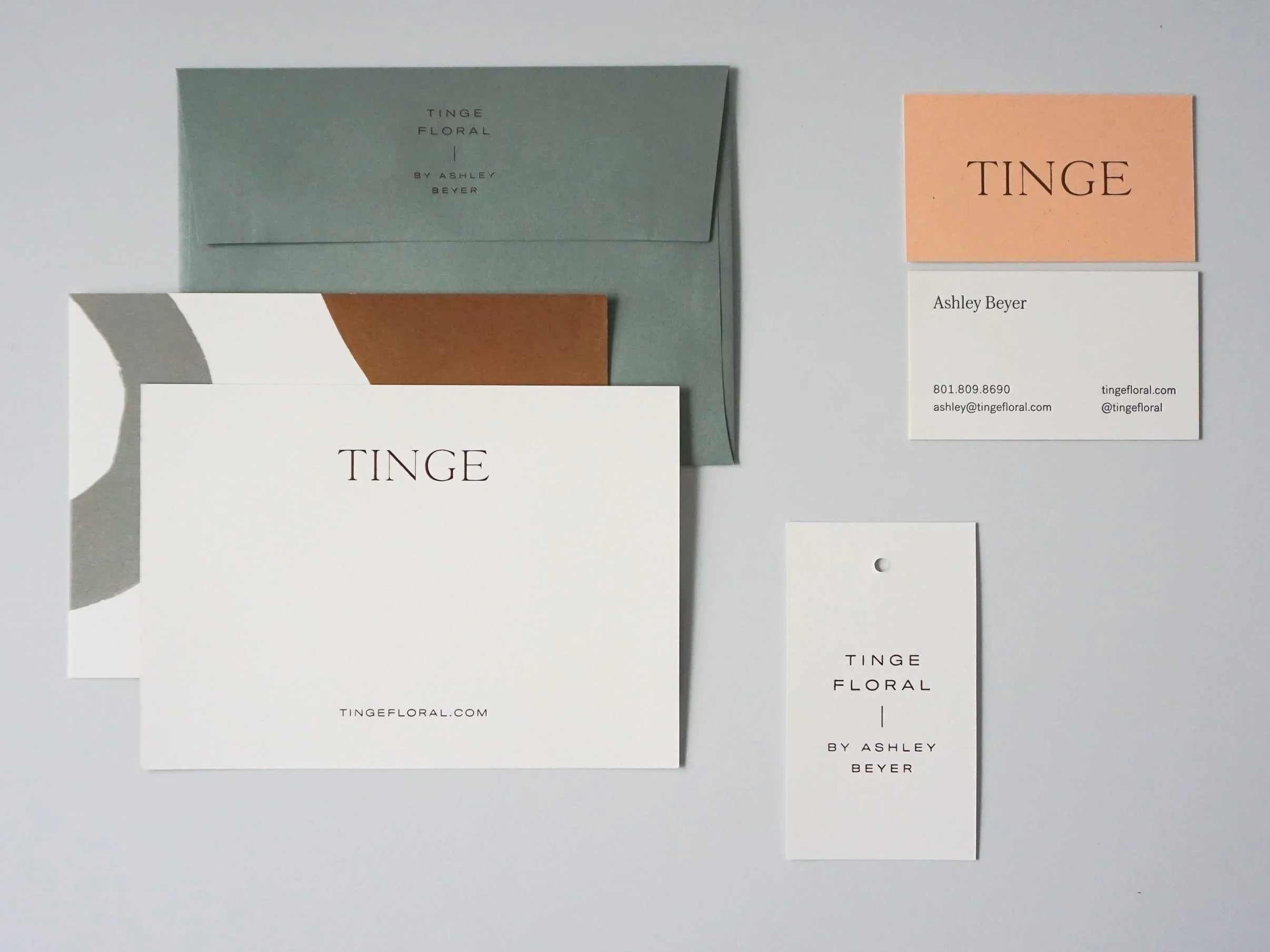 TINGE FLORAL
