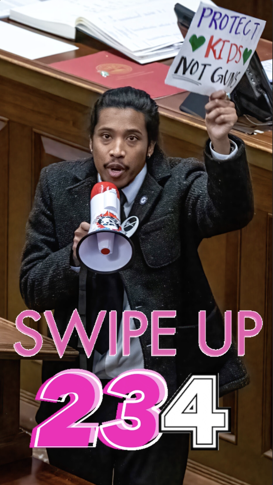 Swipe Up 234: Unfiltered Opinions on the News and Entertainment World from the Ray Taylor Show