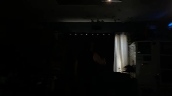 Work in Progress 

It&rsquo;s is about that moment before loss. When I paint it&rsquo;s all done in the moment. Each brush stroke I feel before I do. My eyes have their jobs. My hands and arms have theirs. My emotion and feeling guides me. I never kn