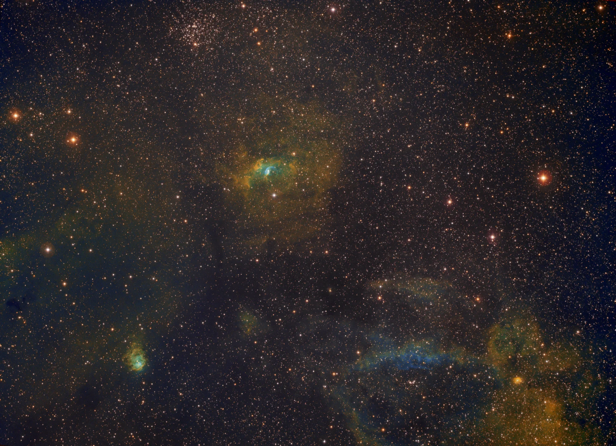 BUbble in Hubble. SII:600:24,HA:600:30, OIII:600:34 14 hours total