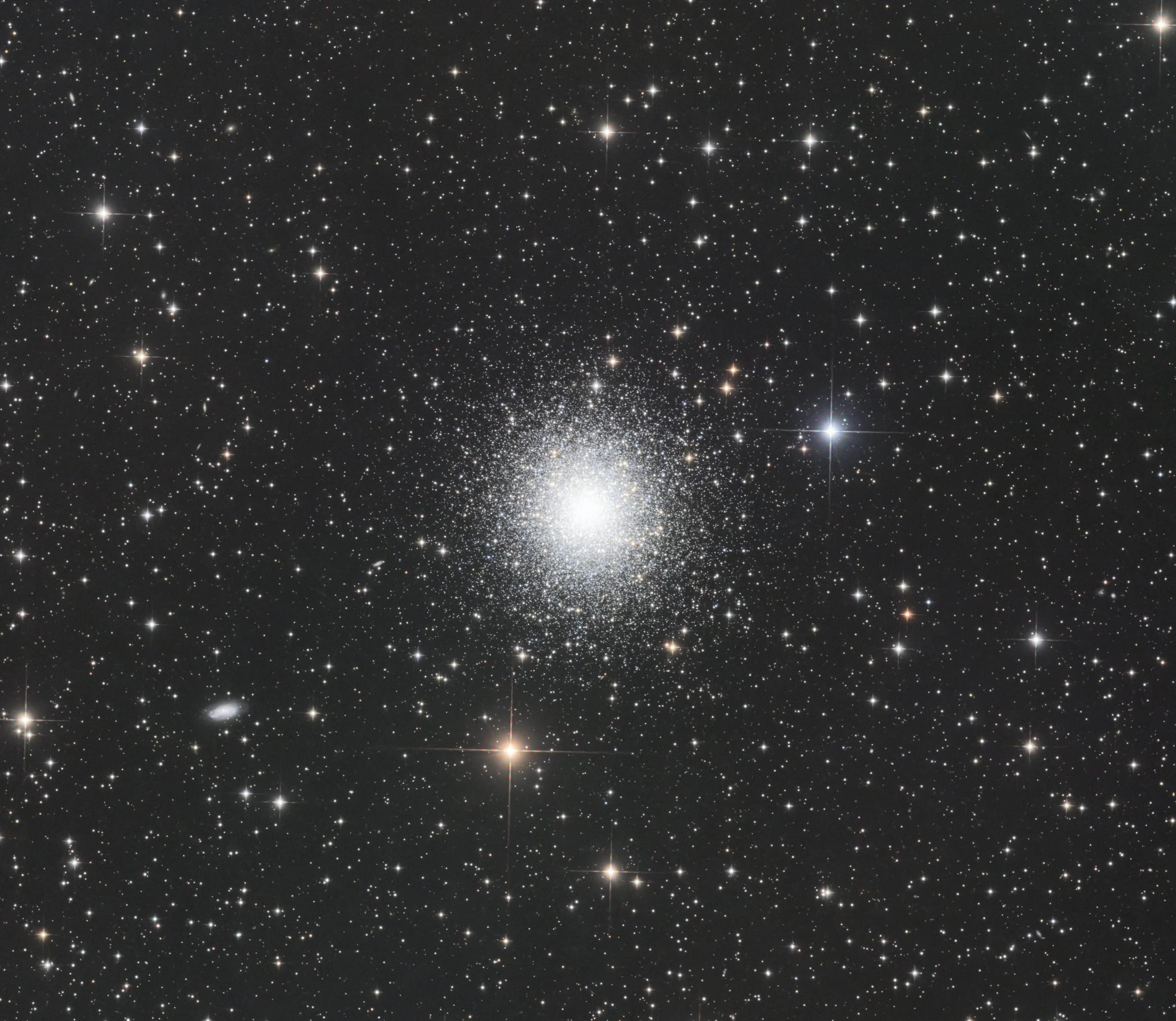 M13