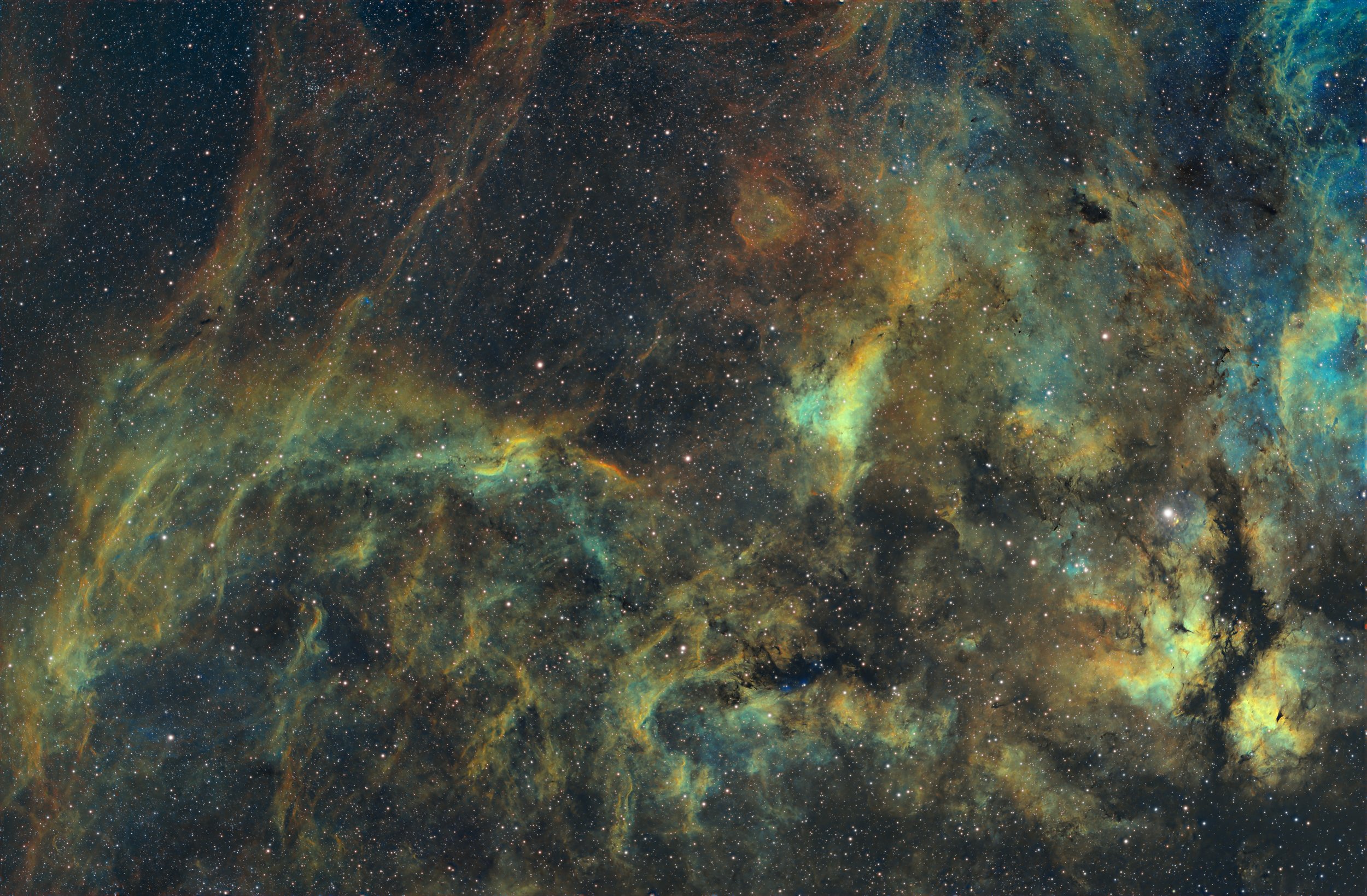 Around Sadr – The Heart of Cygnus in SHO