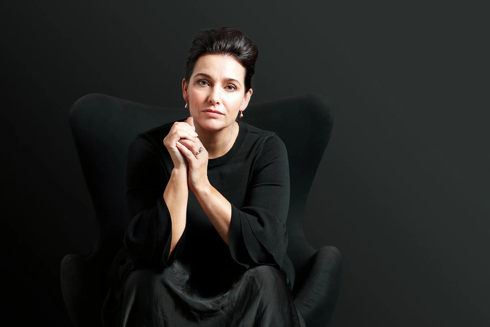 Powerful and Quiet Portraits and Headshots32.jpg