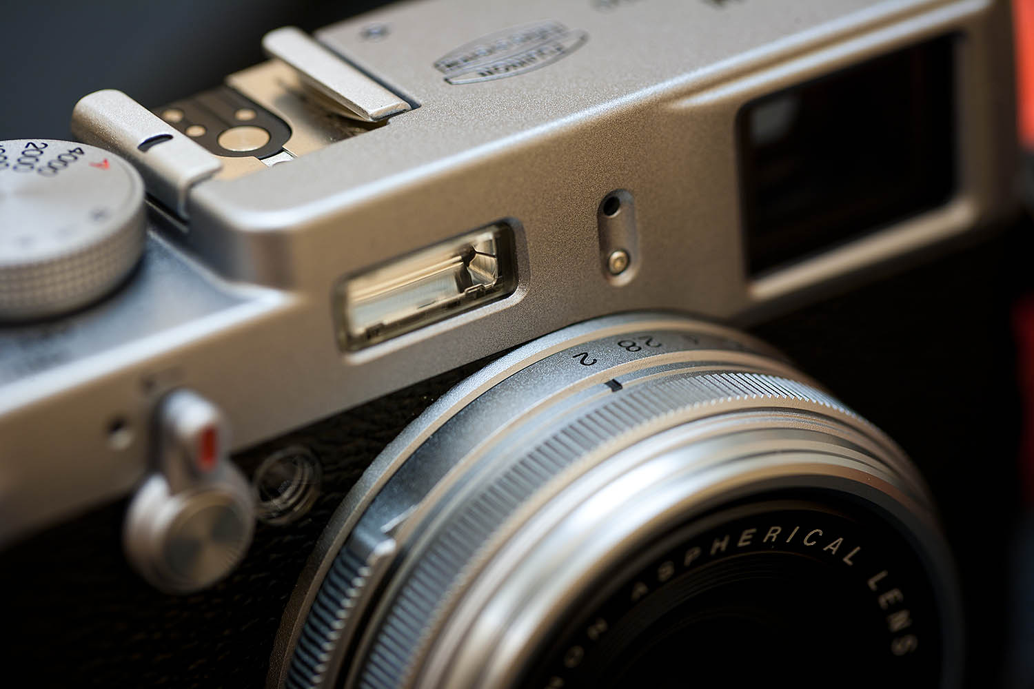 FUJIFILM FinePix X100