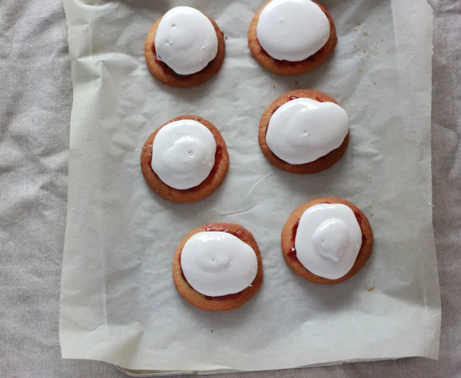 Marshmallow-biscuit-2.jpg