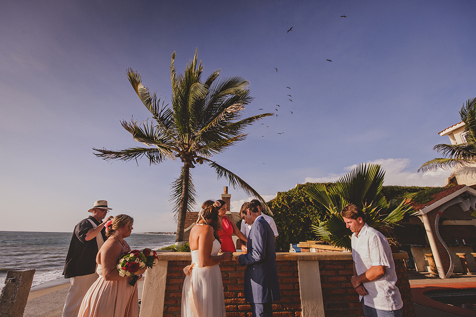 Ashley+Mark_Vallarta_Mazatlan_PuertoVallarta_Blog_KapePhotography_DestinationWedding_WeddingPhotography_Mexico_079.jpg