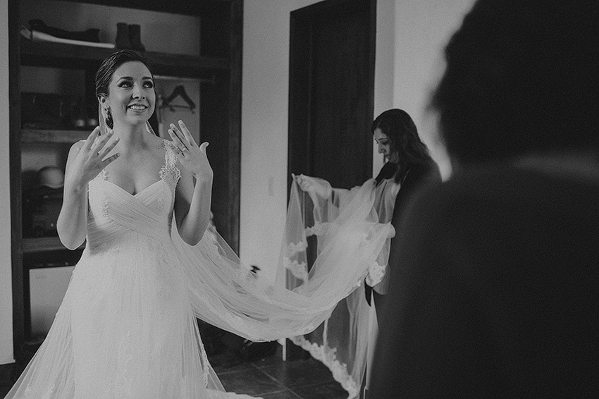 AnaCeci+Luis_Blog_KapePhotography_Cuernavaca_DestinationWedding_Mexico_WeddingPhotographer_020.jpg