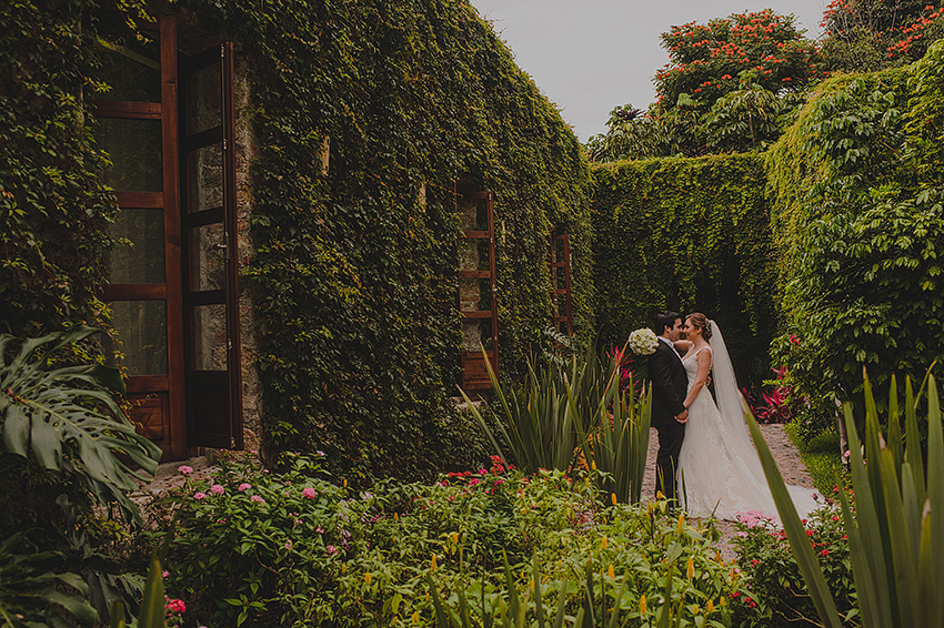 AnaCeci+Luis_Blog_KapePhotography_Cuernavaca_DestinationWedding_Mexico_WeddingPhotographer_030.jpg