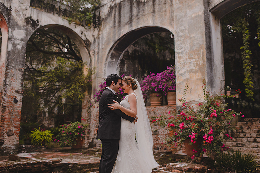 AnaCeci+Luis_Blog_KapePhotography_Cuernavaca_DestinationWedding_Mexico_WeddingPhotographer_044.jpg