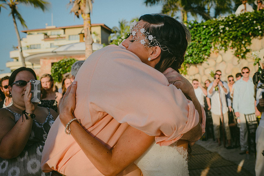 Joshua_Tiffany_Wedding_Puerto_Vallarta_GarzaBlanca_Photographer_Destination_071.jpg