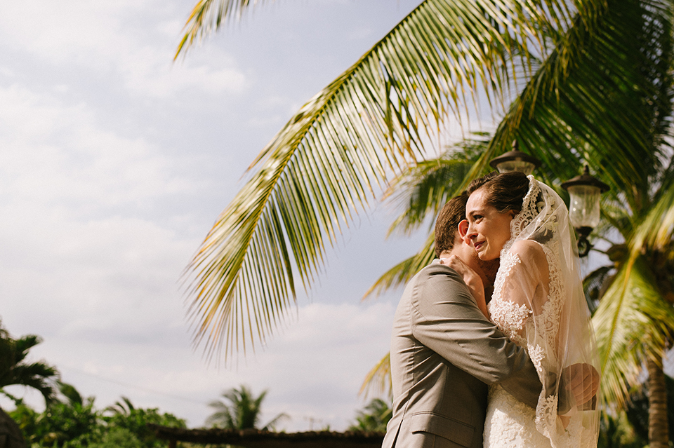 Sam+Alejandro_PlayadelCarmen_KapePhotography_destinationwedding_weddingphotography_mexico_fotografo_boda_cancun_rivieramaya_villasolyluna023.jpg