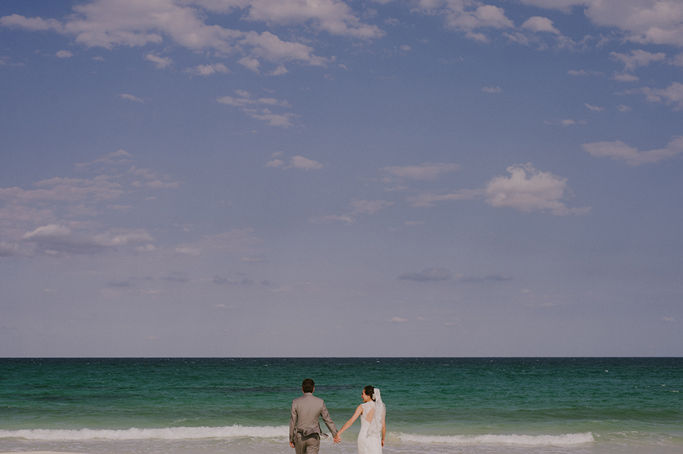 Sam+Alejandro_PlayadelCarmen_KapePhotography_destinationwedding_weddingphotography_mexico_fotografo_boda_cancun_rivieramaya_villasolyluna033.jpg