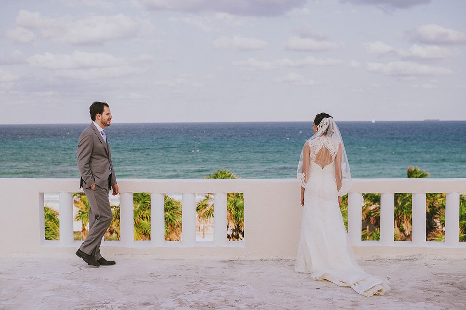 Sam+Alejandro_PlayadelCarmen_KapePhotography_destinationwedding_weddingphotography_mexico_fotografo_boda_cancun_rivieramaya_villasolyluna059.jpg