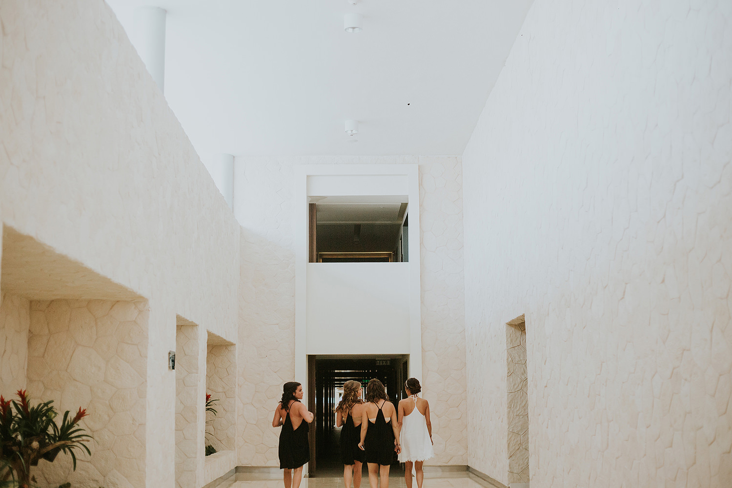 CherylReed_Wedding_Kape_Photography_WeddingPhotography_Mexico_Boda_Fotografia_Royalton_Hideway_Cancun_RivieraMaya_PlayadelCarmen_Beach_065FB_BLOG.jpg