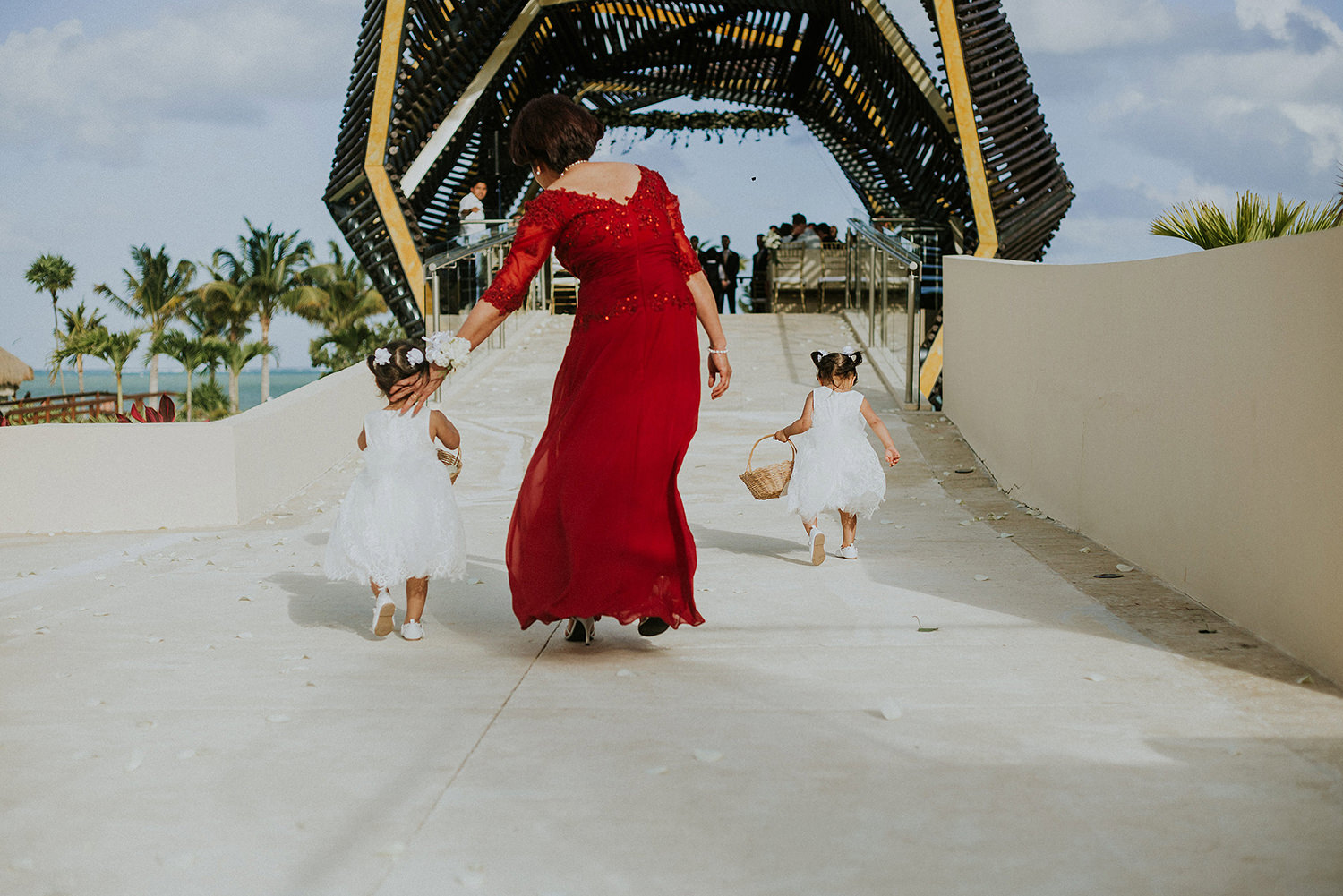 CherylReed_Wedding_Kape_Photography_WeddingPhotography_Mexico_Boda_Fotografia_Royalton_Hideway_Cancun_RivieraMaya_PlayadelCarmen_Beach_221FB_BLOG.jpg