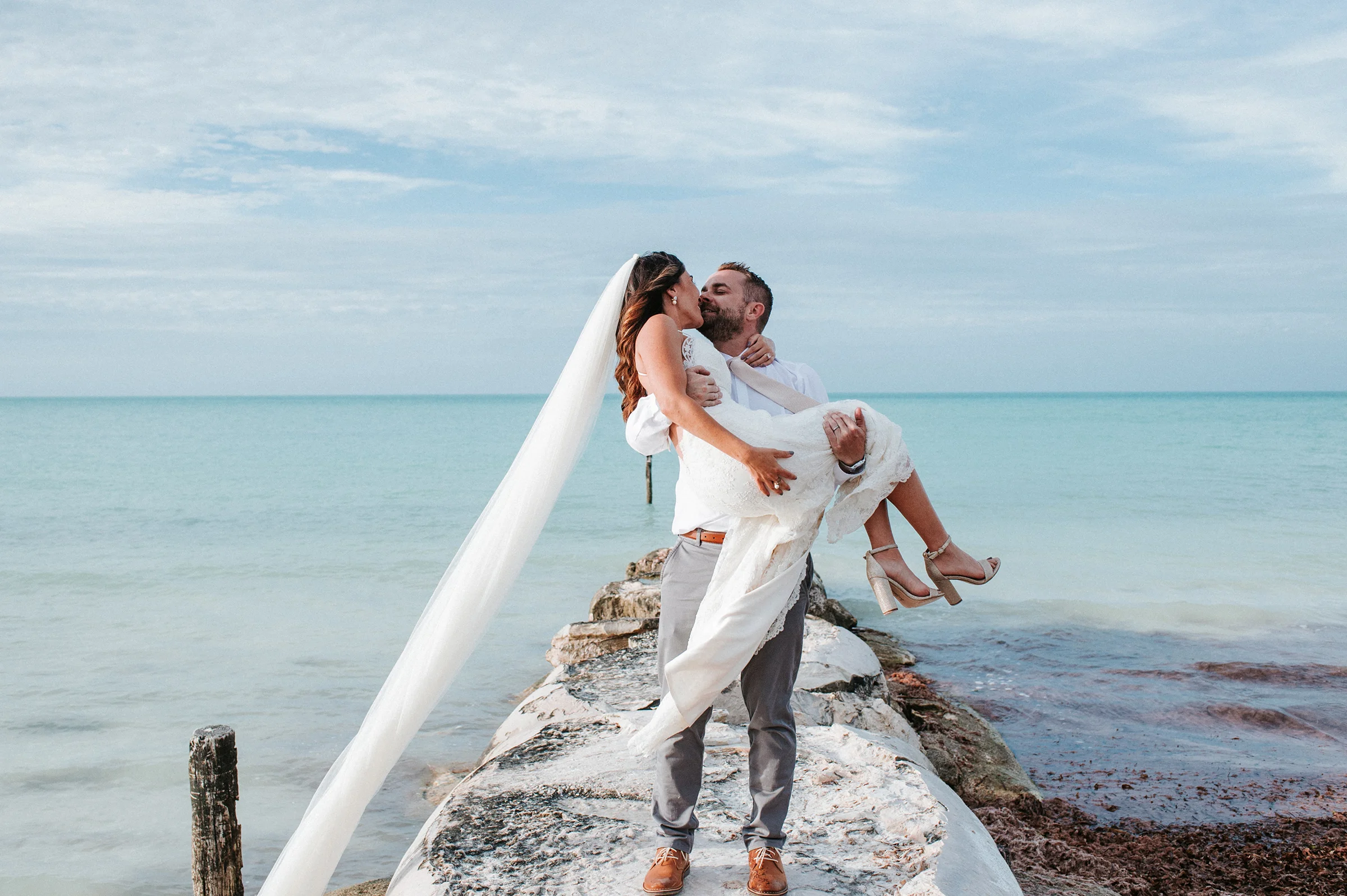 AndreaDan-Holbox-Wedding-Photographer-011.jpg