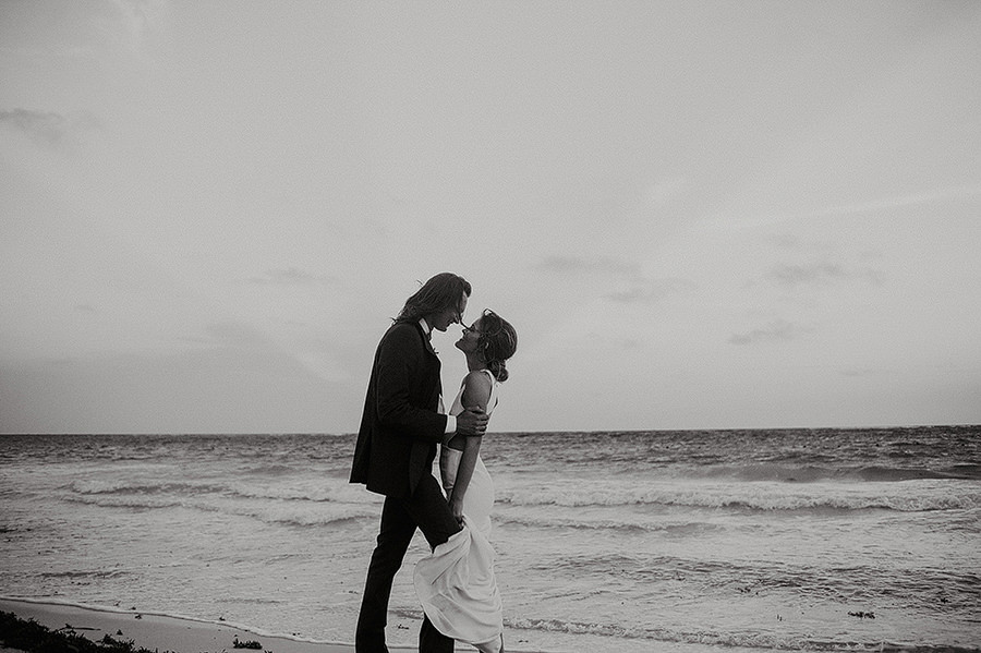 AllisonLevi-Tulum-Wedding-Photographer-416.jpg