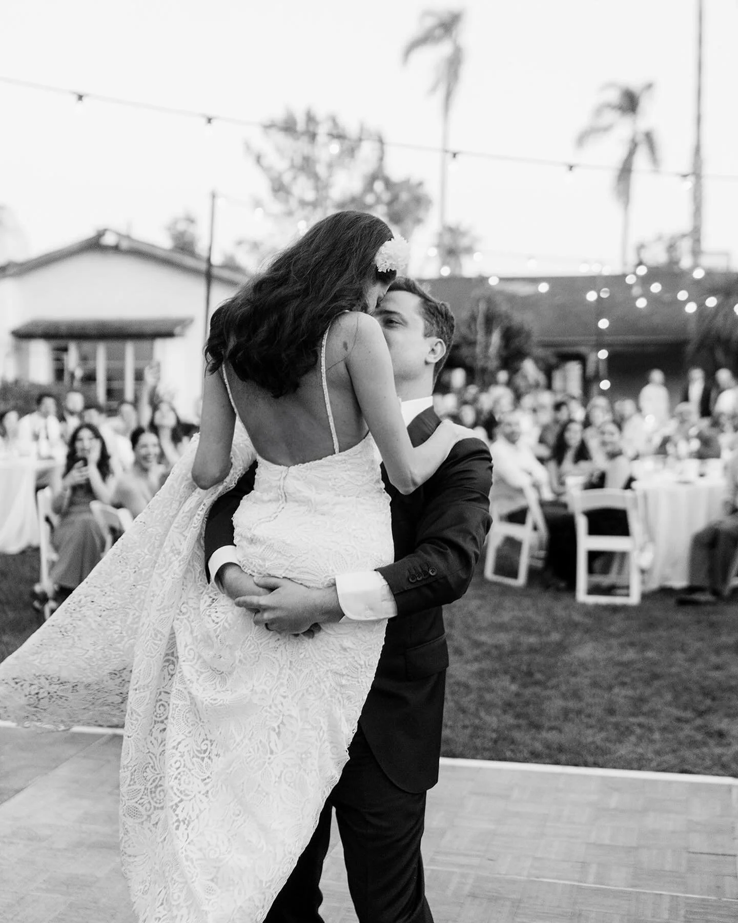 Not fully ready to let summer wedding days go ☀️🌿
&bull;
&bull;
#santabarbarawedding #santabarbaraweddingphotographer #carlsbadwedding #sandiegoweddingphotographer #californiaweddingphotographer #caboweddingphotographer