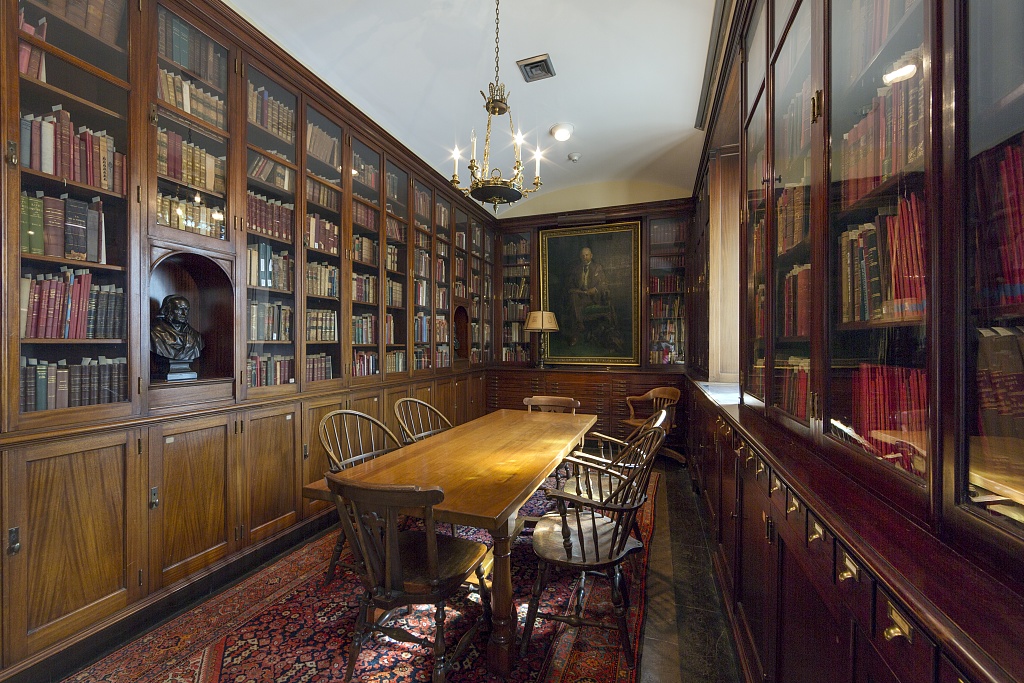 Interior of the William H. Welch Medical Library Baltimore MD by Carol Highsmith.jpg