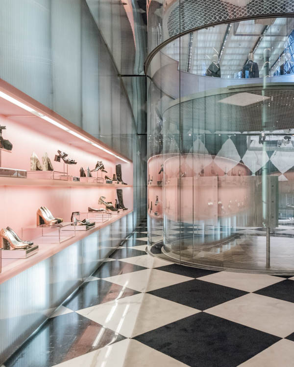oma-prada-soho-2015-7999.jpg