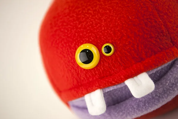 Red_Blob_001_web.jpg