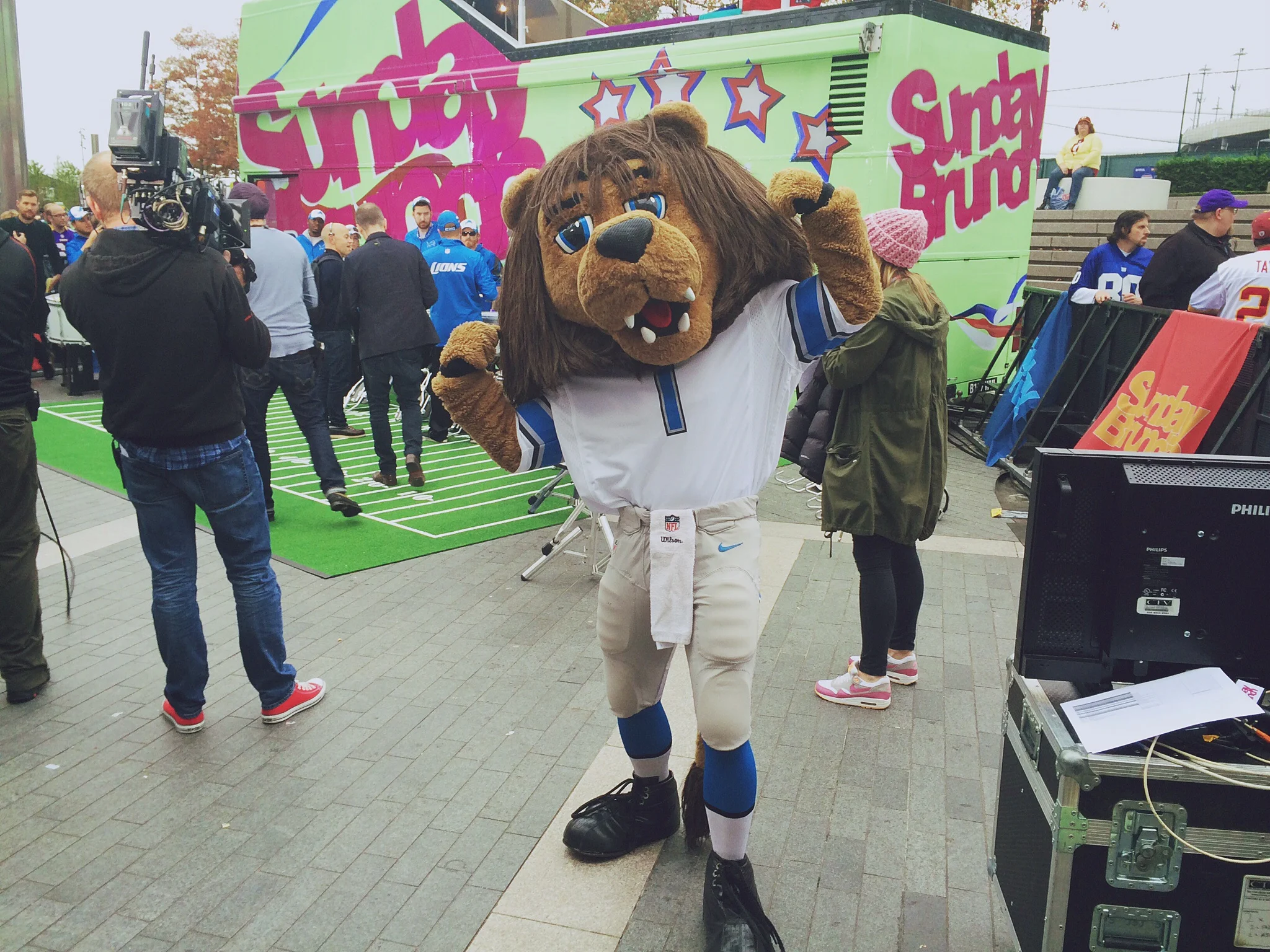 Roary and Friends doing Sunday Brunch