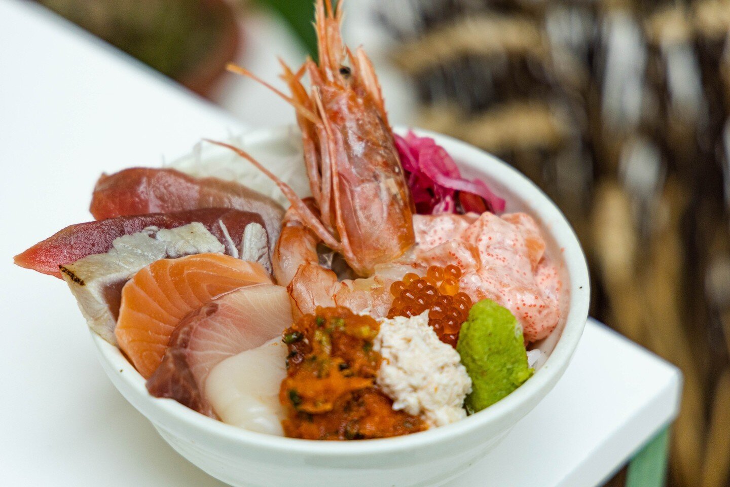 A Jewel exclusive 💎 Jewel Kaisen Chirashi. Fresh and absolutely tasty! Come have a meal at one of the most beautiful spots in Singapore 😍

 #sgfoodies #sgdining #sgrestaurants #japanesefood #chirashi #kaisen #jewel