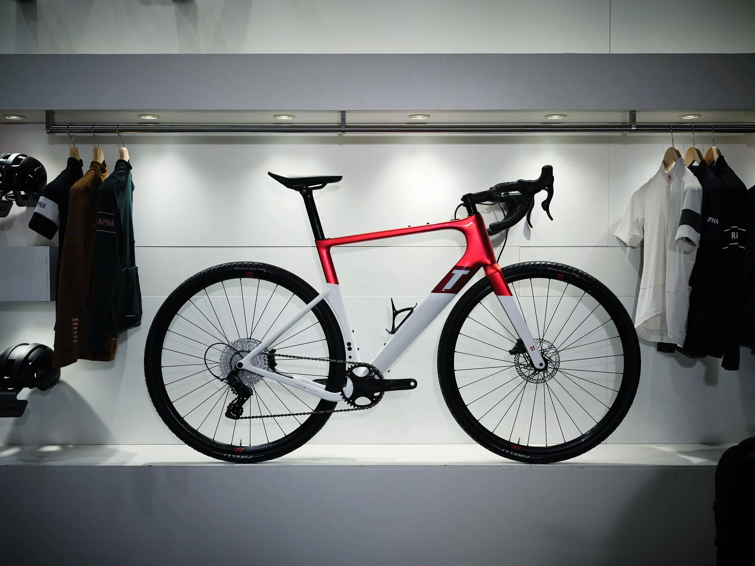 3T EXPLORO RACE. — Cycle Store Zurich