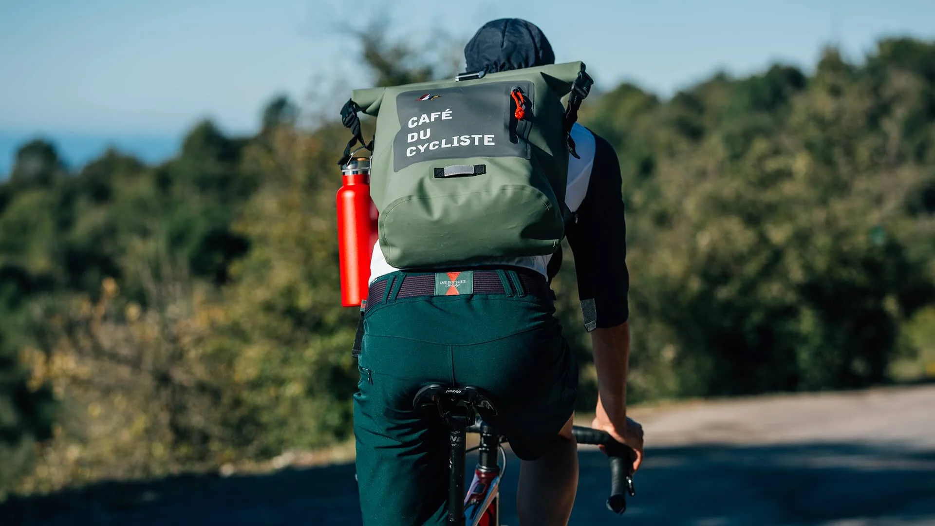 du adventurer waterproof backpack