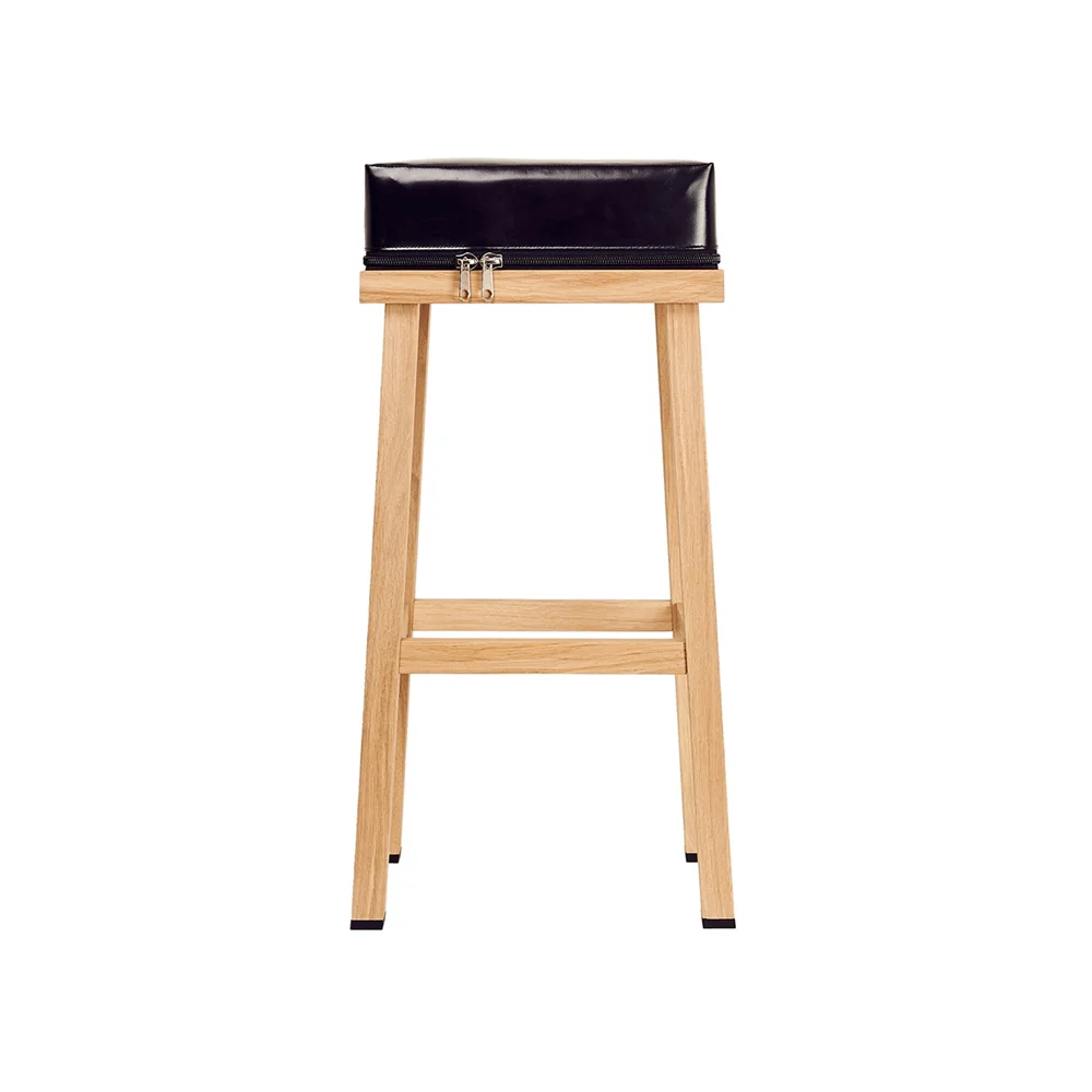 Barstool-Black-websquare.jpg