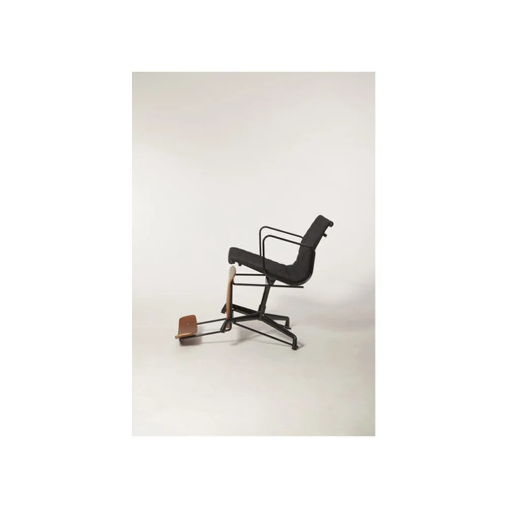 kM_CHAIR AFFAIR5-websquare.jpg