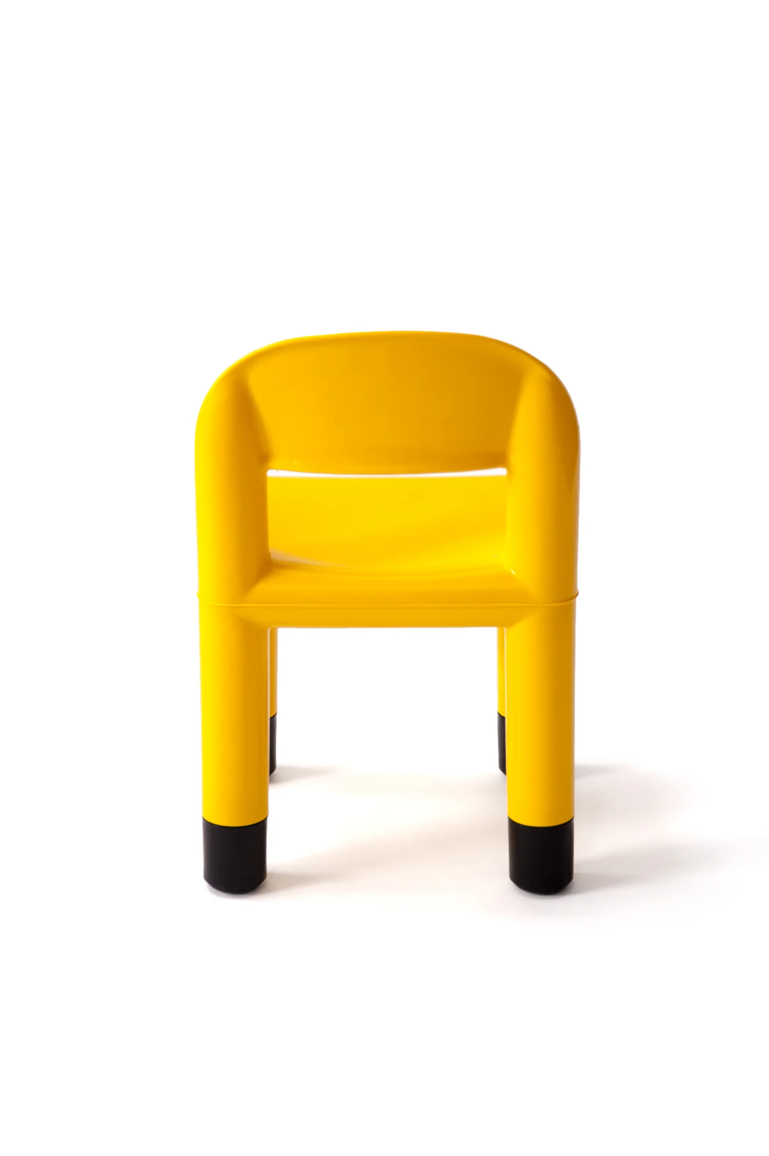 Yellow-Plastic-Child-Chair-4.jpg