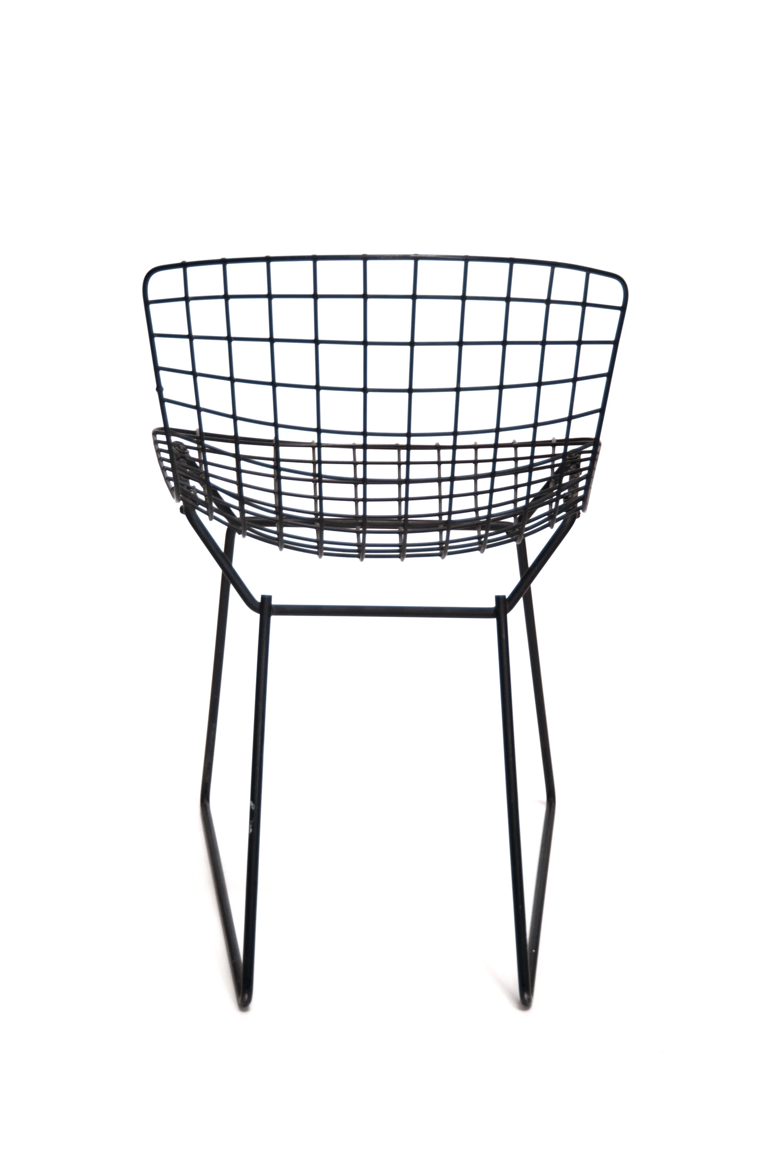 Bertoia-Child-Chair-4.jpg