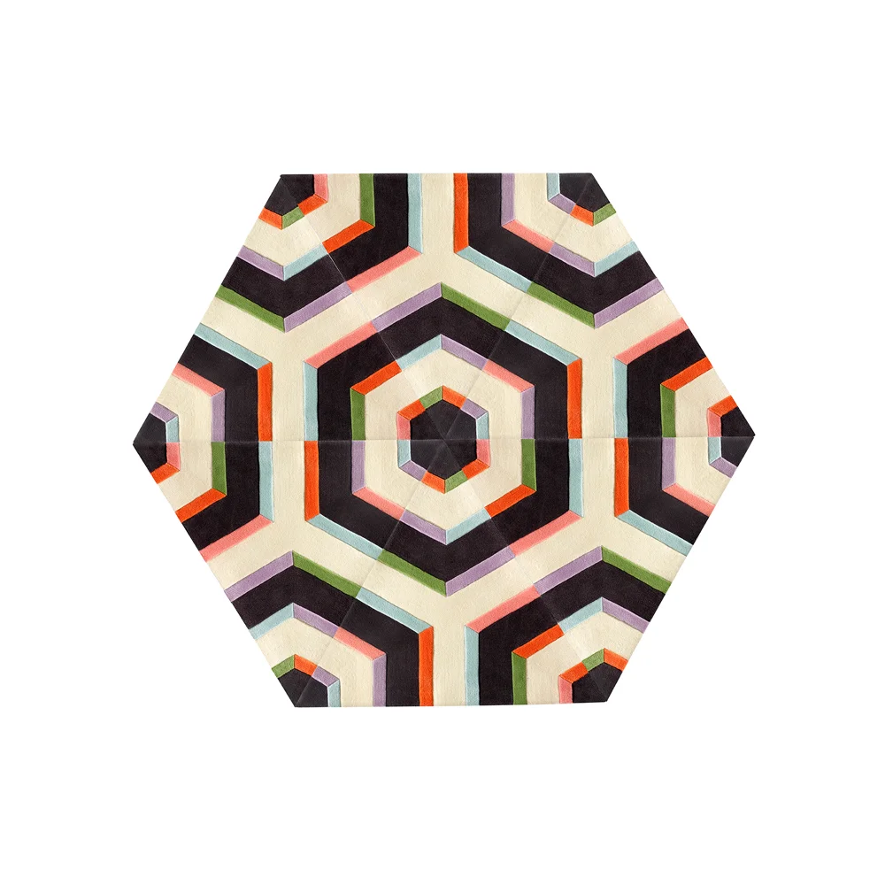 large-modular-hexagon-maze-websquare-1.jpg