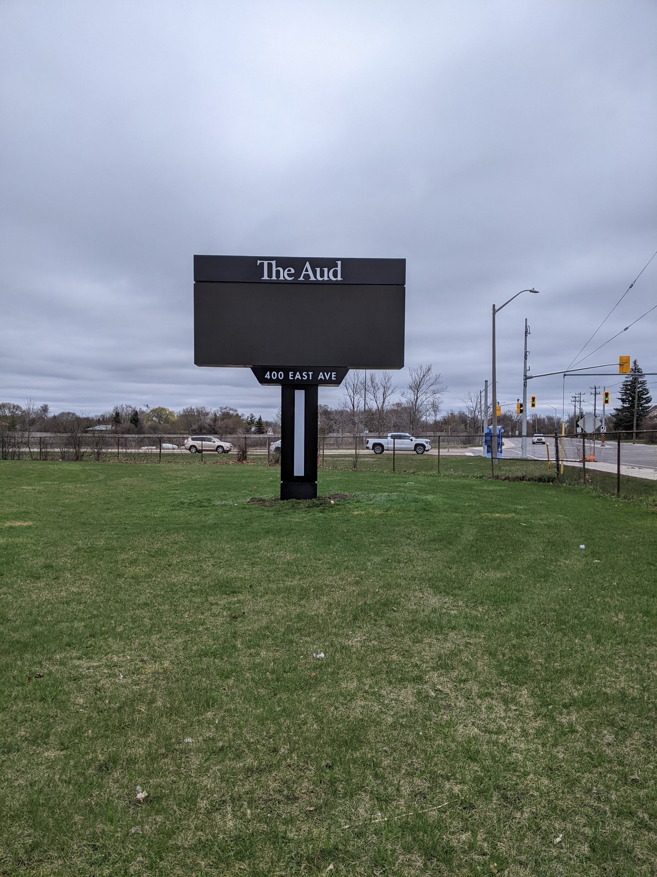 The Aud - Kitchener Pylon Sign 002.jpg