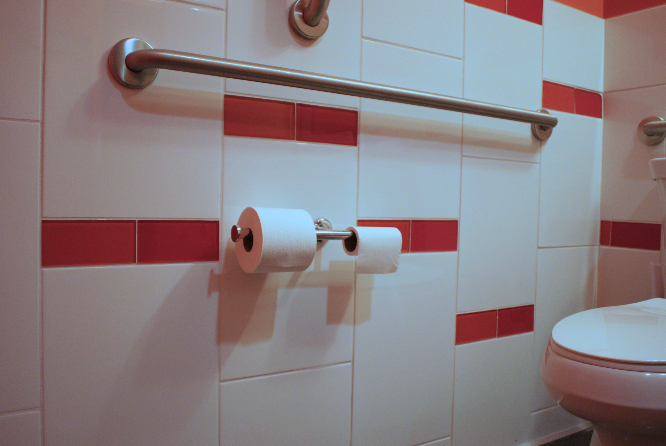 RR bathroom tile 2.JPG