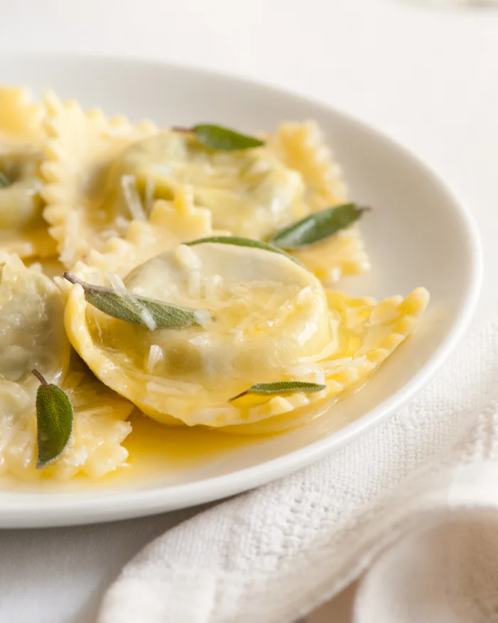 cheese spinach ravioli.jpg