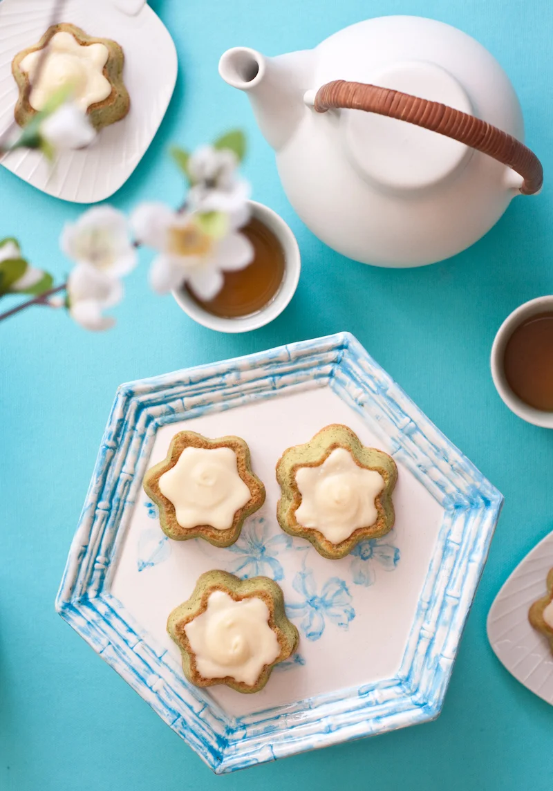 matcha tea cakes overhead.jpg