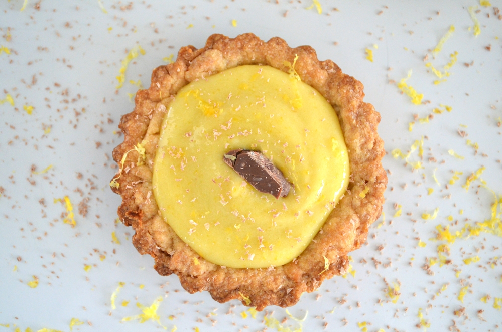 Lemon Curd Chocolate Tart