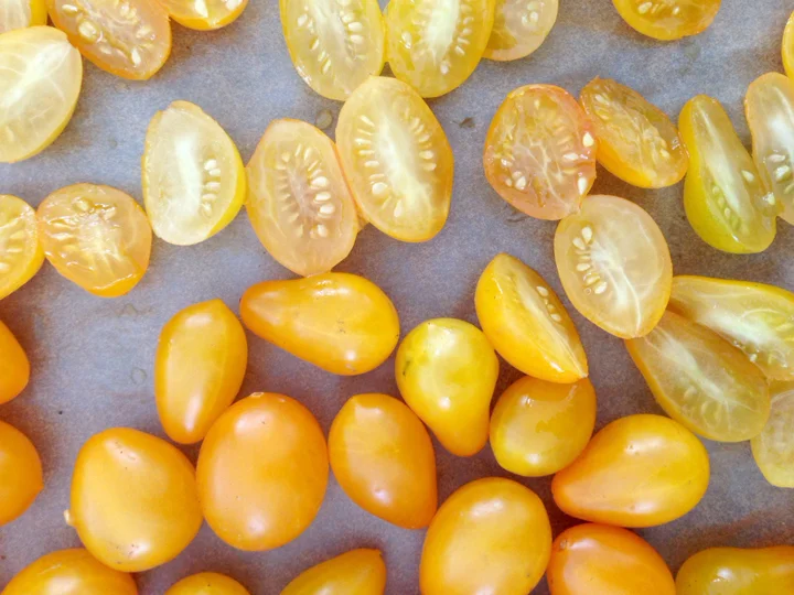 heirloom tomatoes.jpg