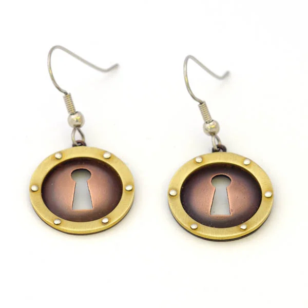 keyholeearring2.jpg
