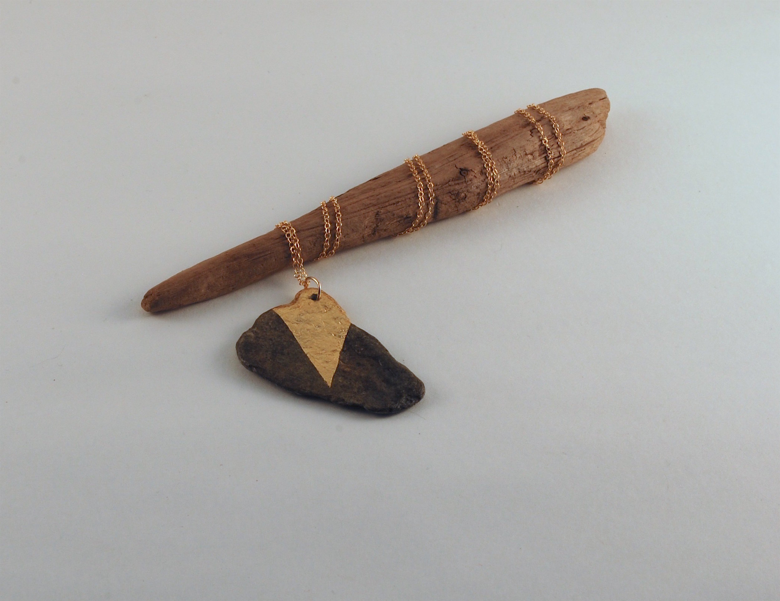 ARtifact 012_wood2.jpg
