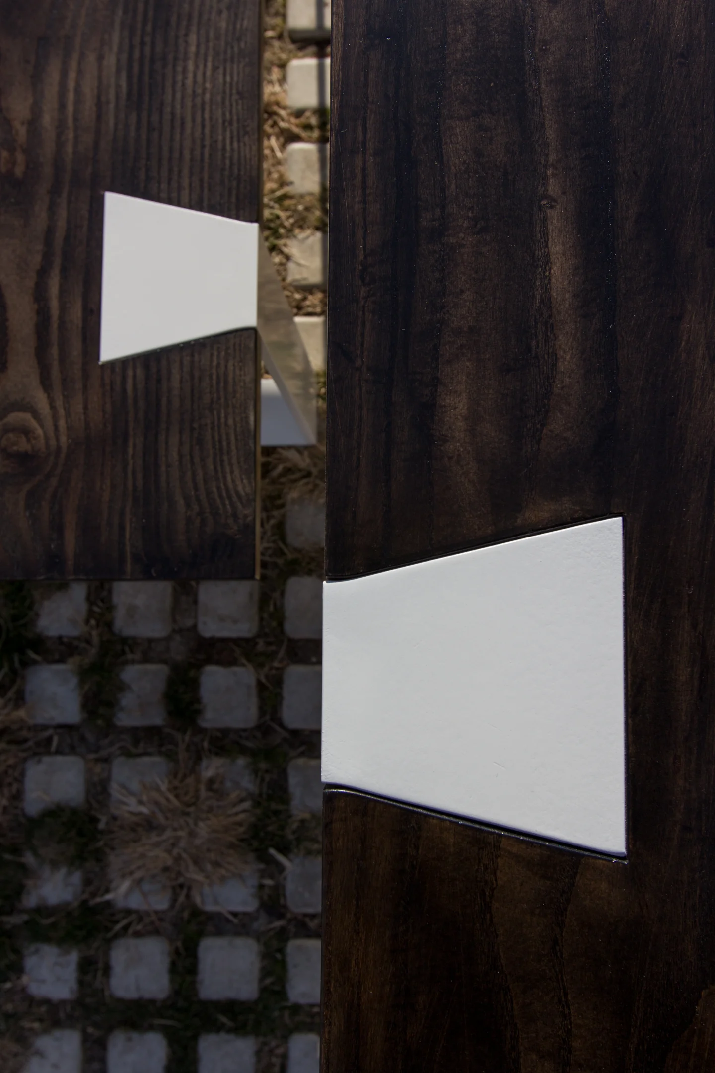 studio build_dining table 2_1.jpg