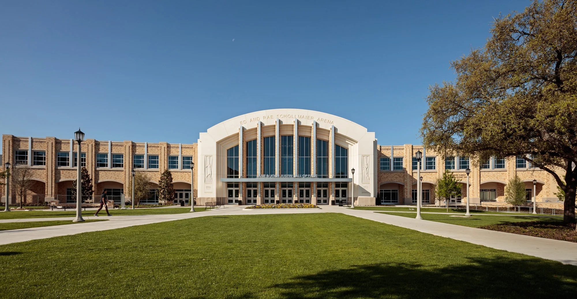 TCU-SCHOLLMAIER.jpg