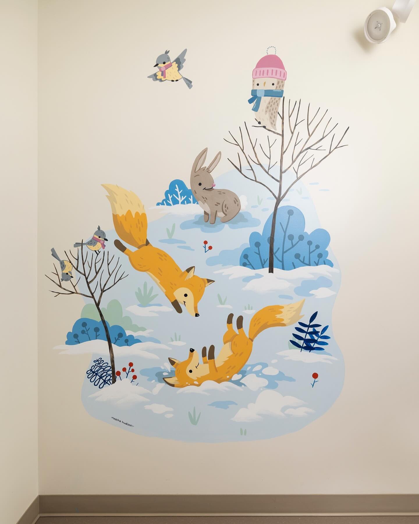 The fox kindergarten bathroom mural in all its glory. The toilet faces this wall so little ones have a bright happy painting to look at while doing their business. Hopefully it distracts them enough so that the automatic flush isn&rsquo;t quite so te