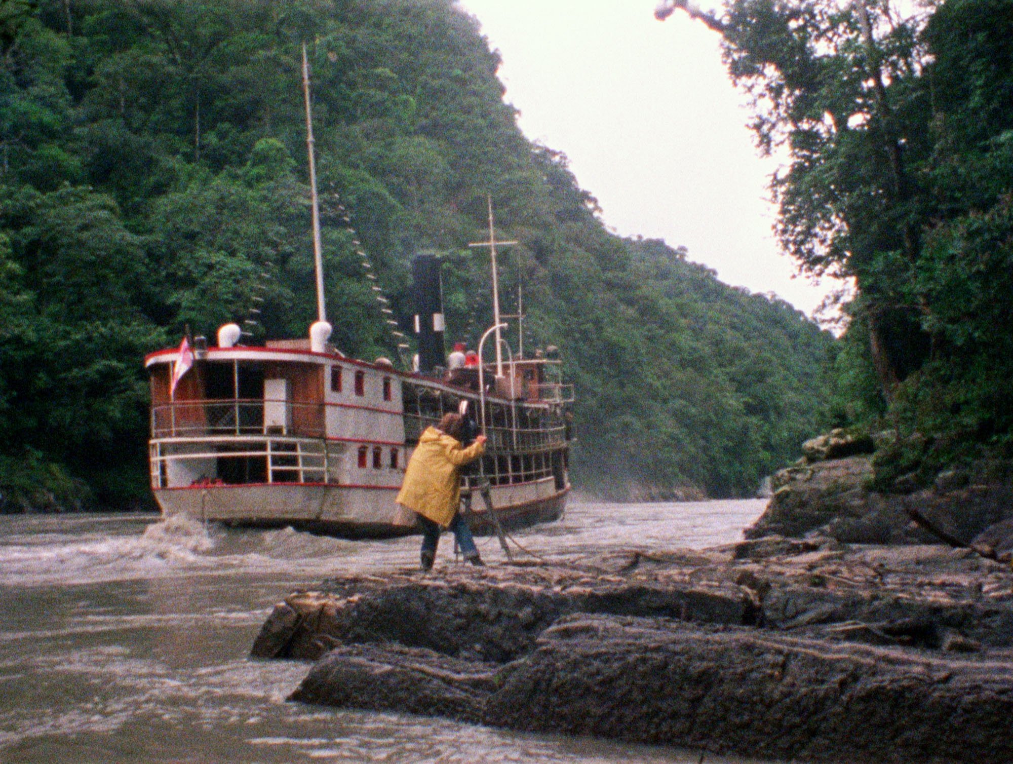 Longshot.boat.camera.tripod.jpg