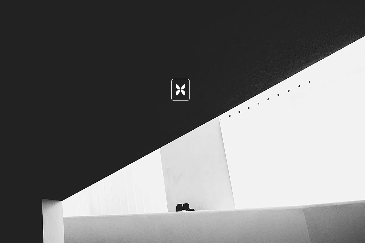 Brian & Caroline | Kansas City Engagement Photography