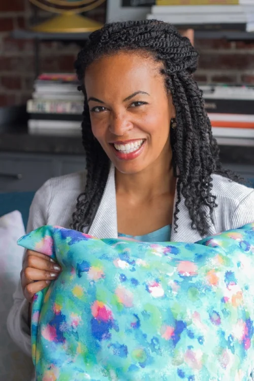 Jeanetta_Pillow.jpg