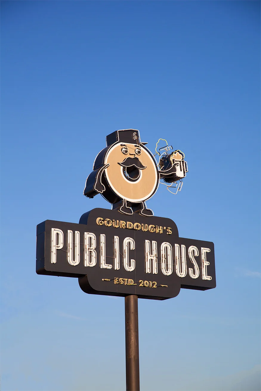 publichouse_sign.jpg